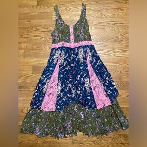 The Pyramid Collection cottagecore tiered dress. Size Large